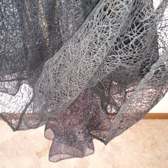 Unique Ellie Wilde MON CHERI Sz 4 Black Mermaid Dress Spider Web Gothic Princess - Picture 6 of 15